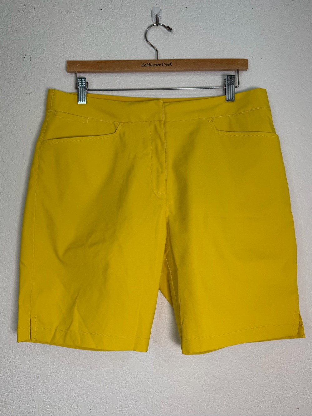 NWT Puma Women’s Pounce Bermuda Shorts in Super Lemon, Size L
